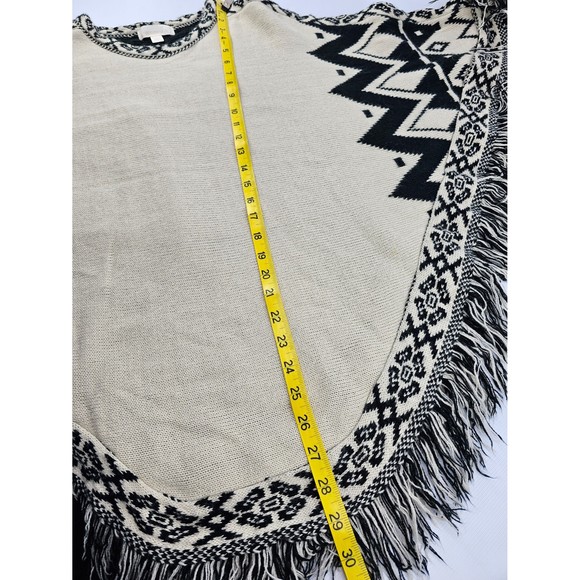 Francesca's Aztec Double Layer Knit Poncho Cape Sweater with Fringe One Size - Picture 6 of 6